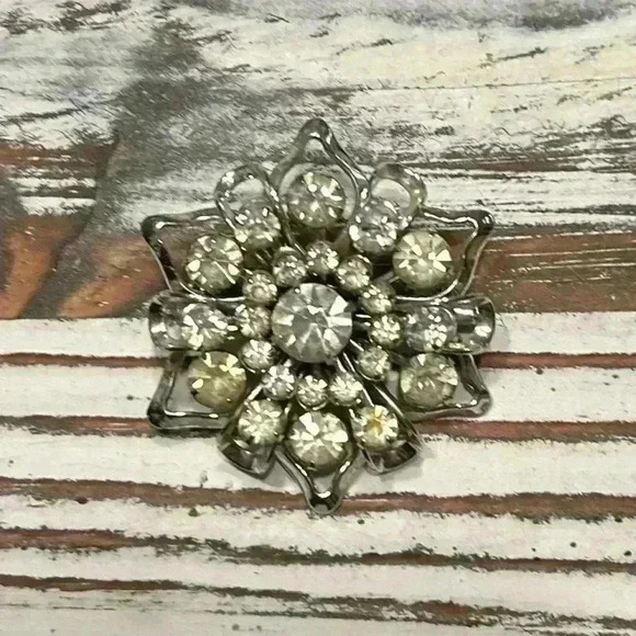 Vintage brooch with faux diamond gemstones - Picture 5 of 5
